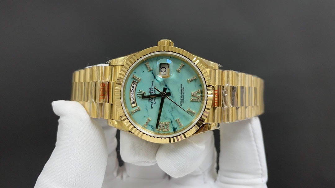 Day-Date 36 Yellow Gold mit Turquoise Dial and Diamond-Set Roman Numerals