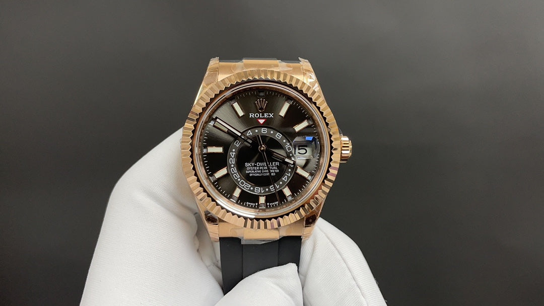 Sky-Dweller roségoud met Oysterflex-band