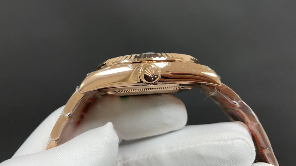 Sky-Dweller 336935 Everose goud met blauwe wijzerplaat