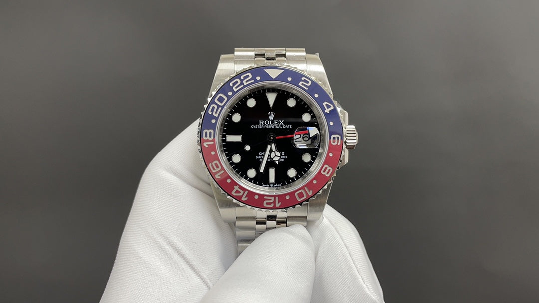 GMT-Master II 126710BLRO Pepsi met stalen Jubilee-band