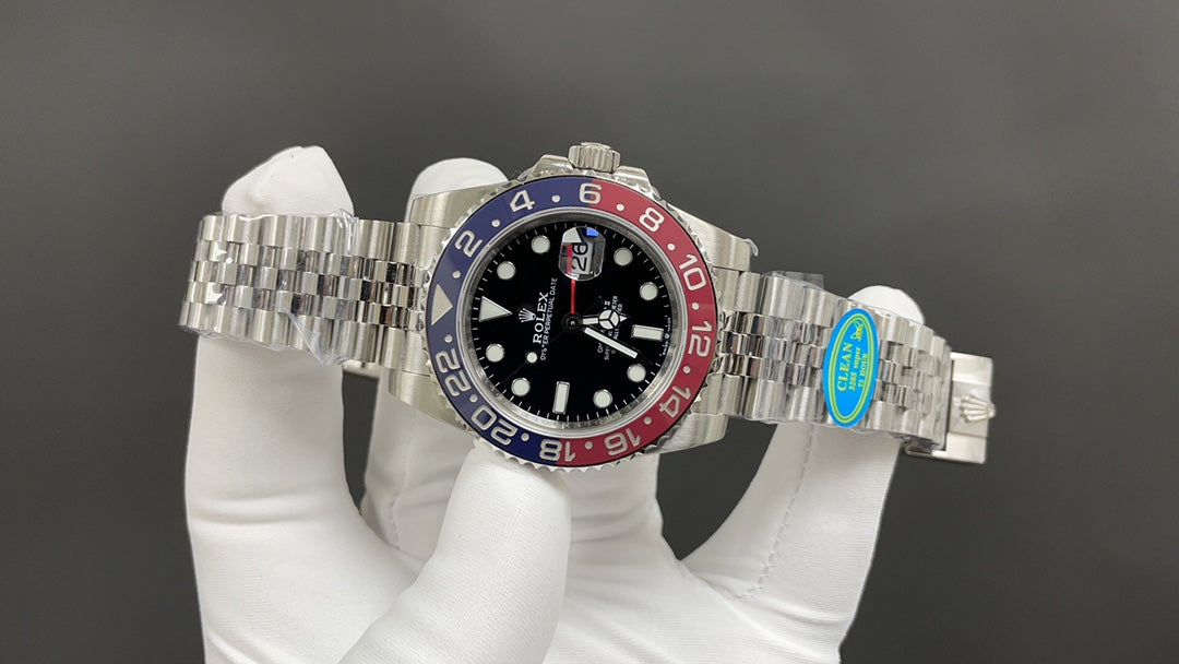 GMT-Master II 126710BLRO Pepsi met stalen Jubilee-band