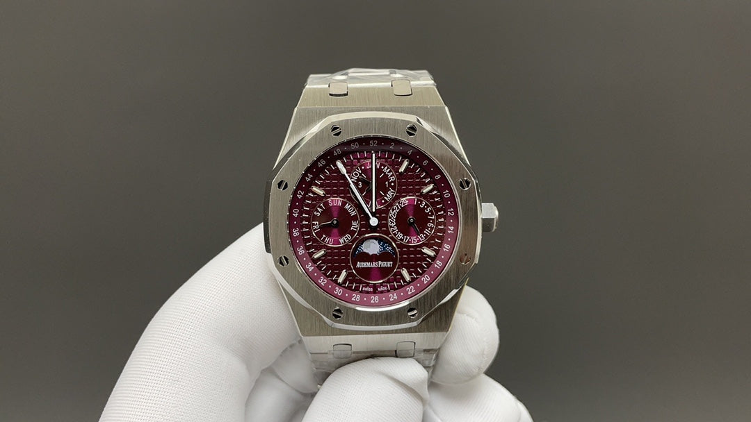 Royal Oak Perpetual Calendar - witgoud met bordeauxrode wijzerplaat